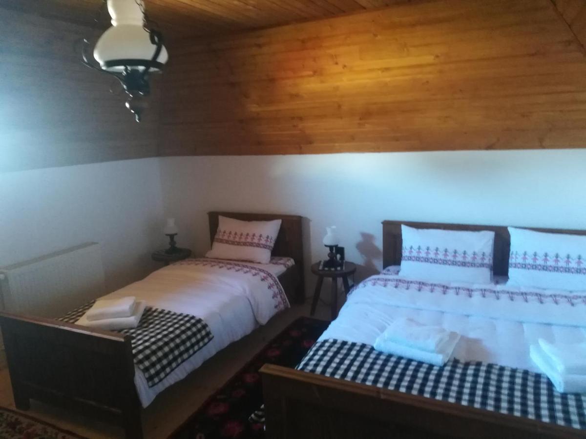 Casa Din Susani Calinesti  Ngoại thất bức ảnh