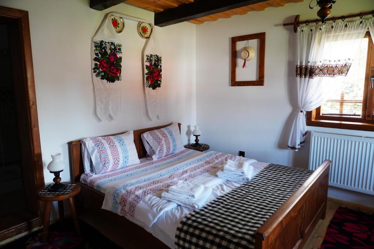 Casa Din Susani Calinesti  Ngoại thất bức ảnh