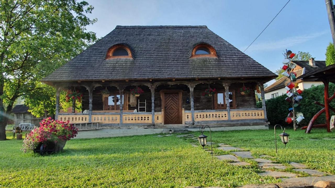 Casa Din Susani Calinesti  Ngoại thất bức ảnh