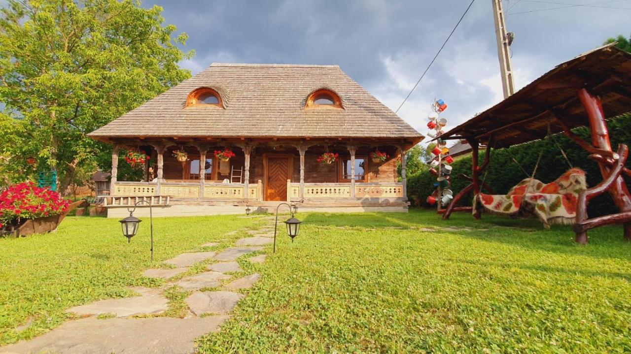 Casa Din Susani Calinesti  Ngoại thất bức ảnh